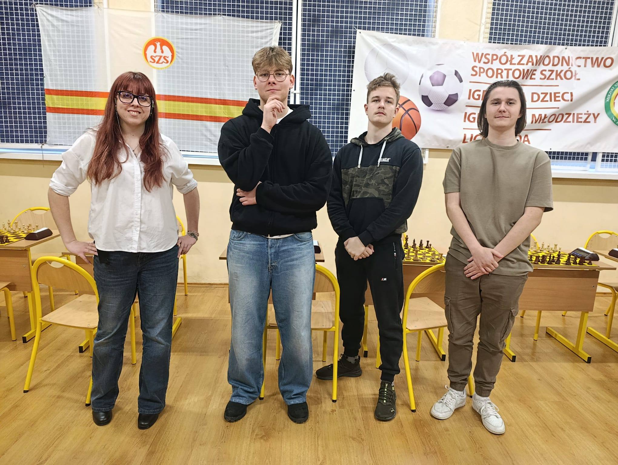 Drużyna II LO podczas Miejskiej Licealiady w Szachach Drużynowych w Chełmie.