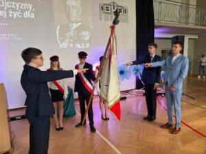 Dzień Patrona II LO w Chełmie – uroczystość, ślubowanie klas pierwszych i konkurs wiedzy o gen. Gustawie Orlicz-Dreszerze